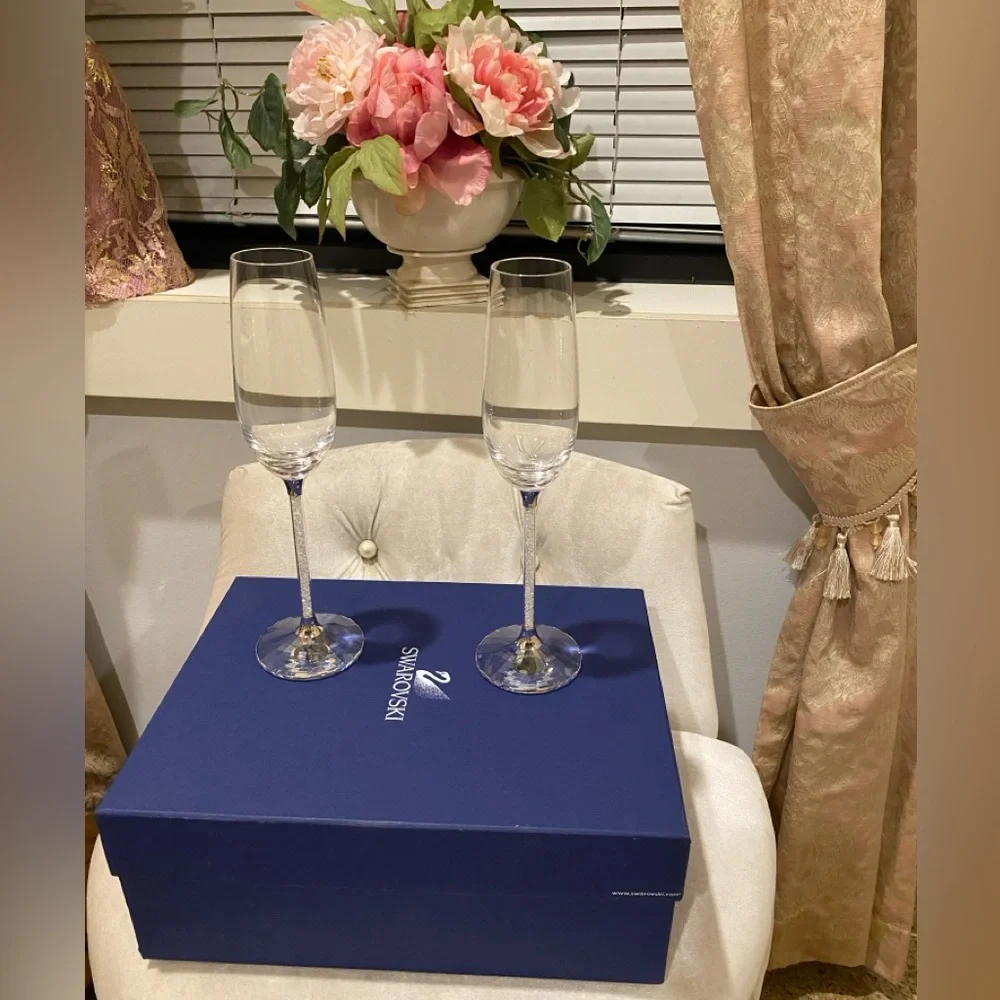 Swarovski Crystalline Toasting Flutes New with original box! 🥂🍾